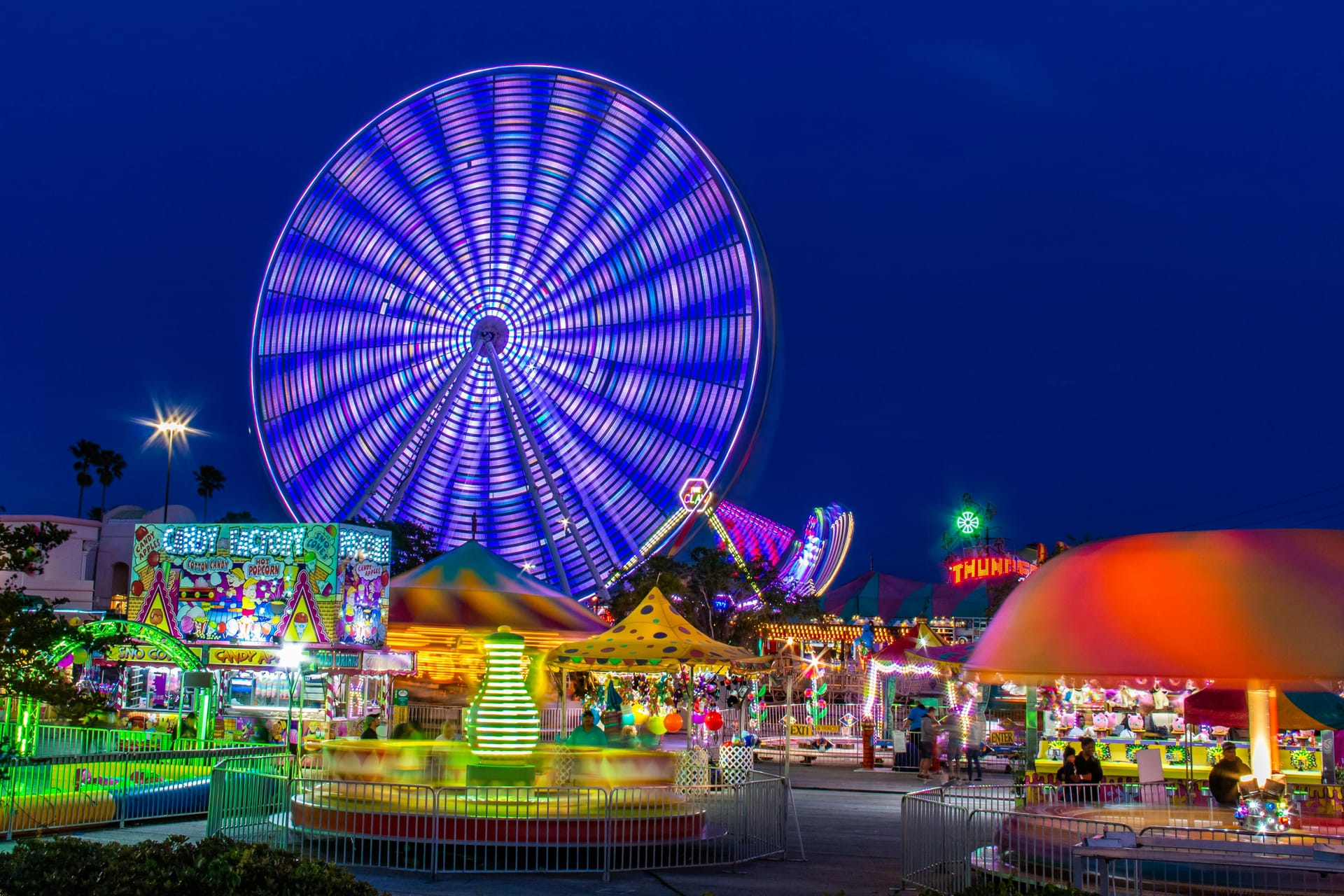 Hotels and amusement parks